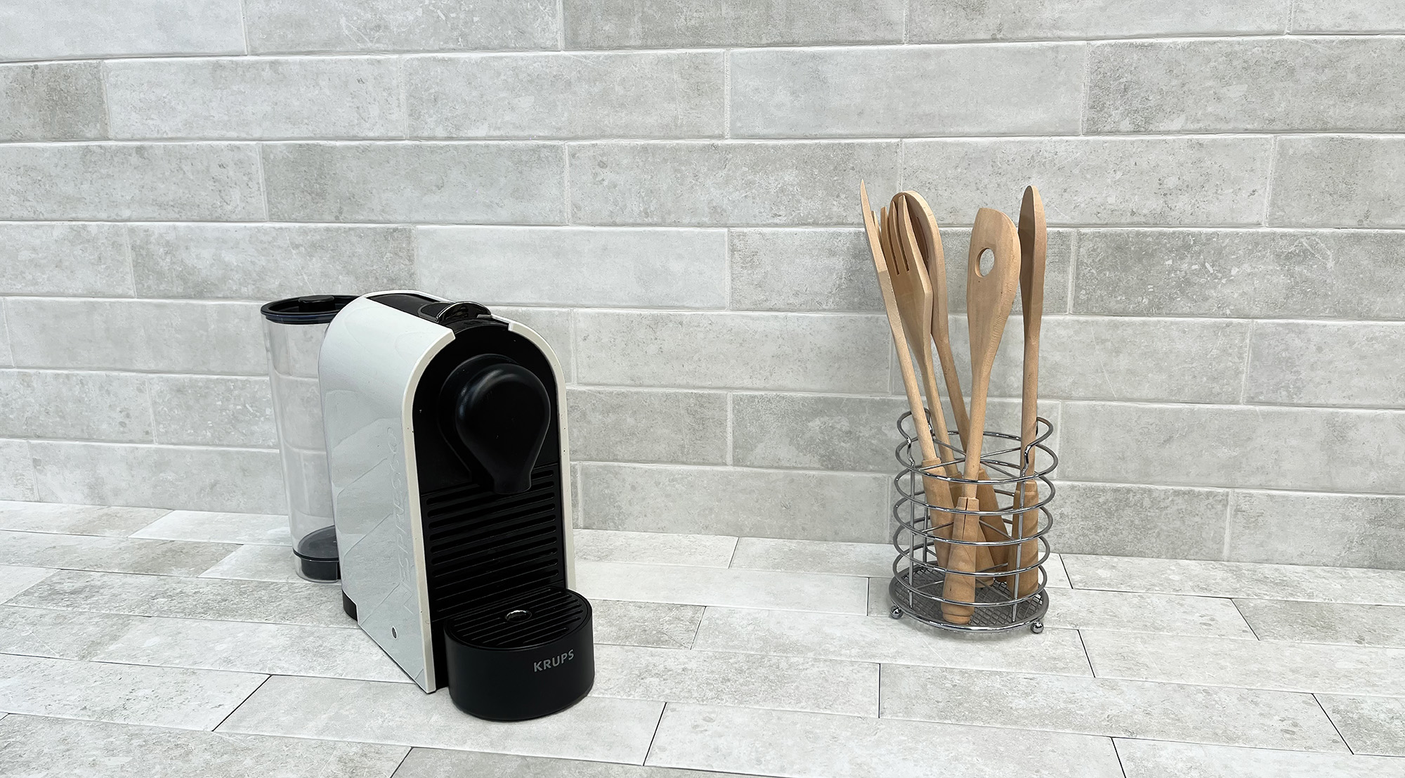 Palamos White | Mayolica